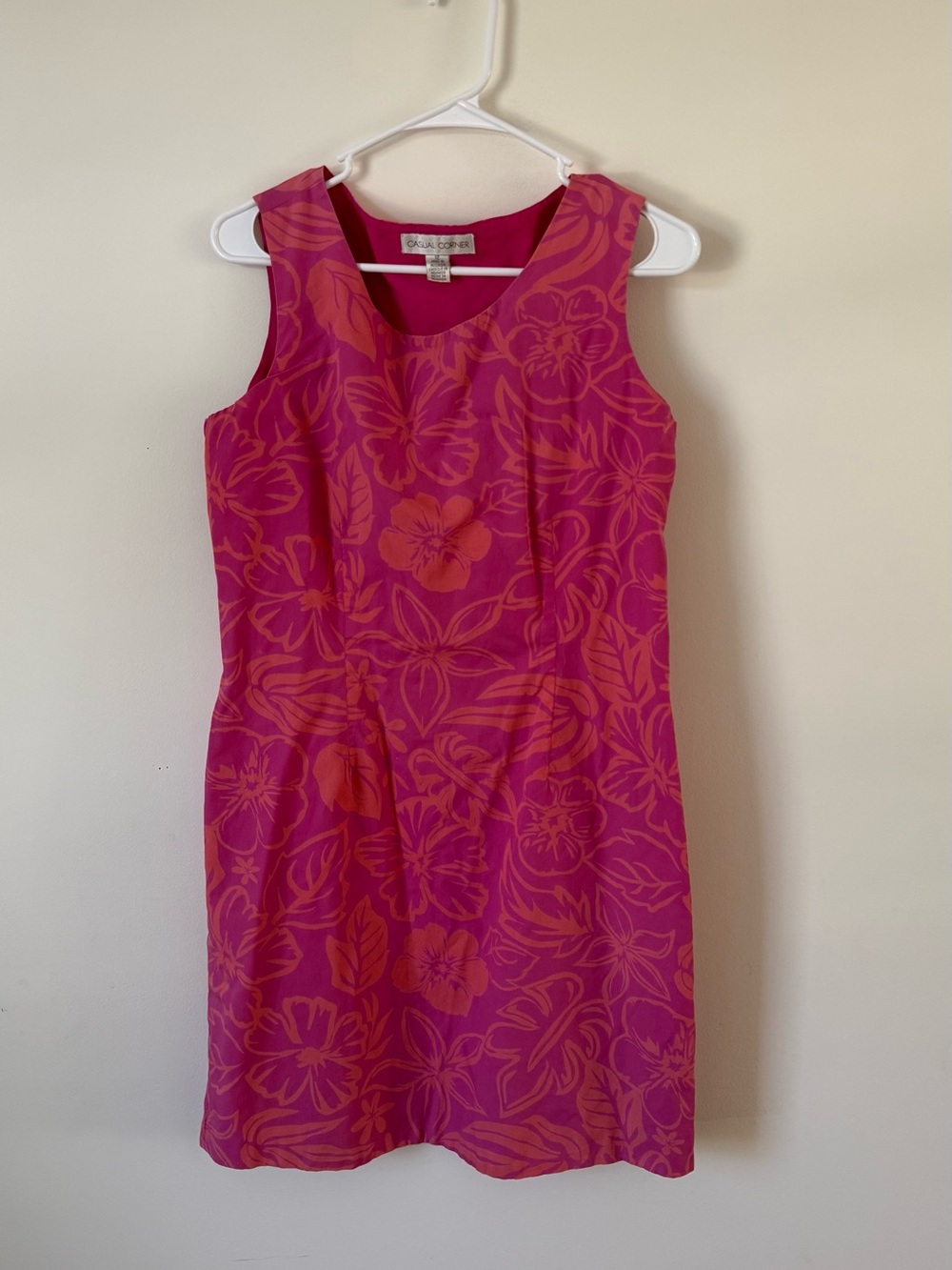 Casual Corner Pink and Orange Floral Sleeveless Shift Dress